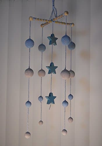 Baby mobile with crochet beads