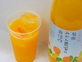 Product Name "Arita mandarin orange farmers of confidence". Luxury 100% mandarin orange juice made from oranges kingdom Wakayama (970mlX3 pieces)! At home, please by all means for gifts!