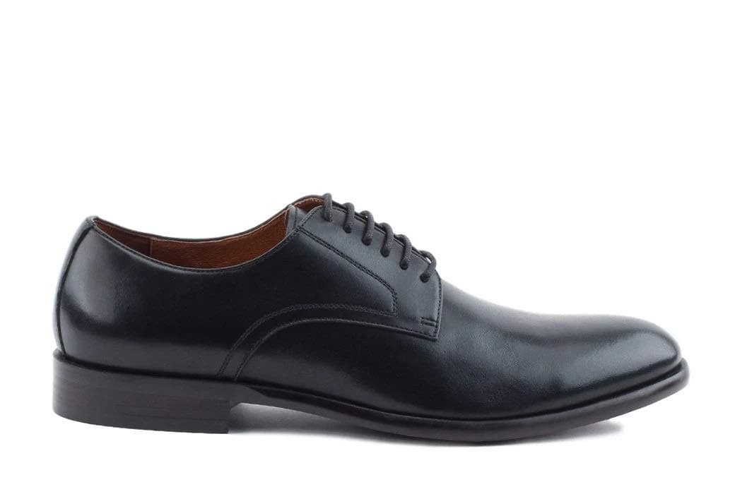 Blake McKay: Nolan Men's Dress Shoe Leather Plain Toe Oxford. Classic Lace-Up with a Breathable Leather Lining, Ortholite Insole, and Durable Non-Slip Rubber Sole for All-Day Comfort.