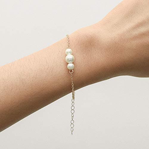 Leiothrix Golden Bracelet Chain with Pearls for Women and Girls on Any Occasion