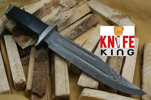 Knife King "SSG-1" Damascus Handmade Hunting/Bowie Knife. Comes with a Sheath.