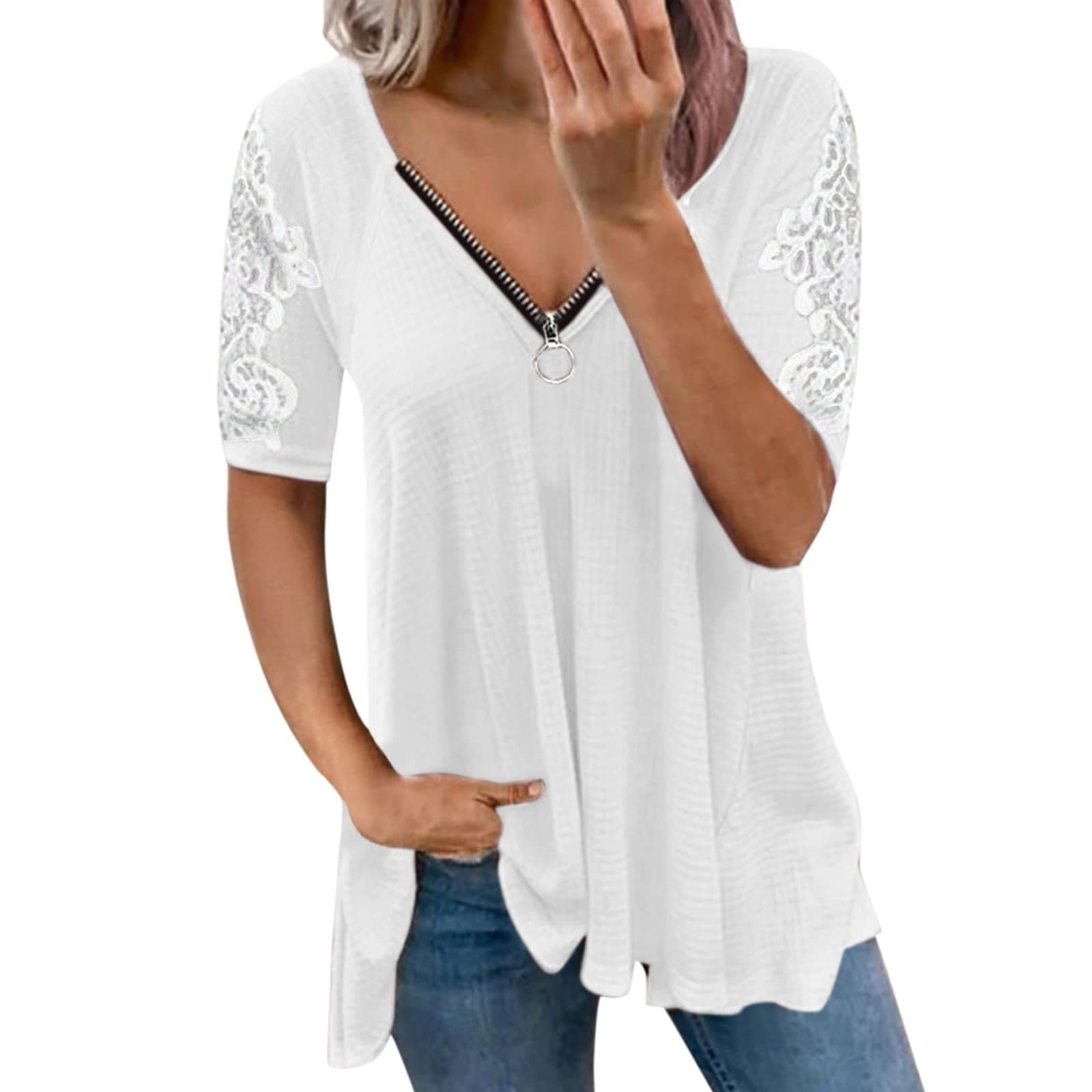 Oversize T-Shirts for Women Lace Split Side Floral Short Sleeve Round Neck Casual Plus Size Summer Elegant Tees