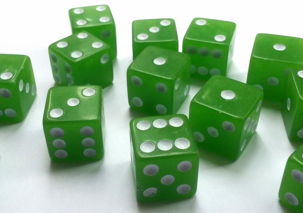 10 GREEN CASINO STYLE DICE/CRAPS - LARGE 19MM NEW