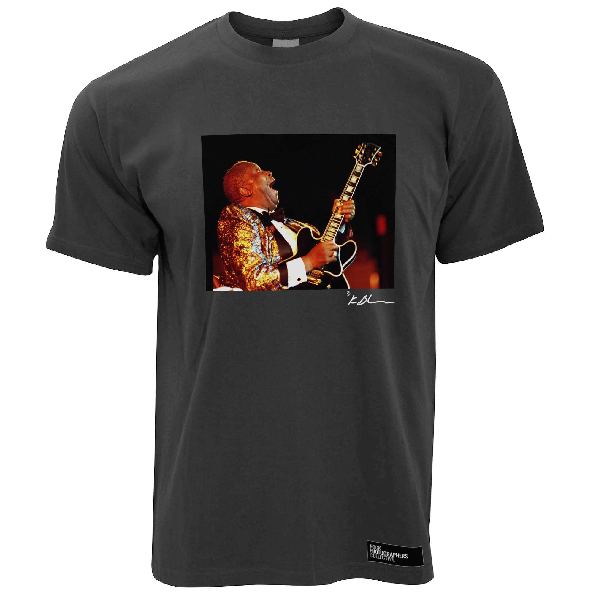 BB King Live with Black Gibson Guitar Men's T-Shirt