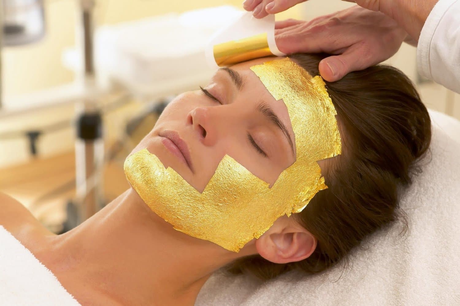 24 K Facial Mask Gold Leaf for Spa. Thailand 100 Pcs.