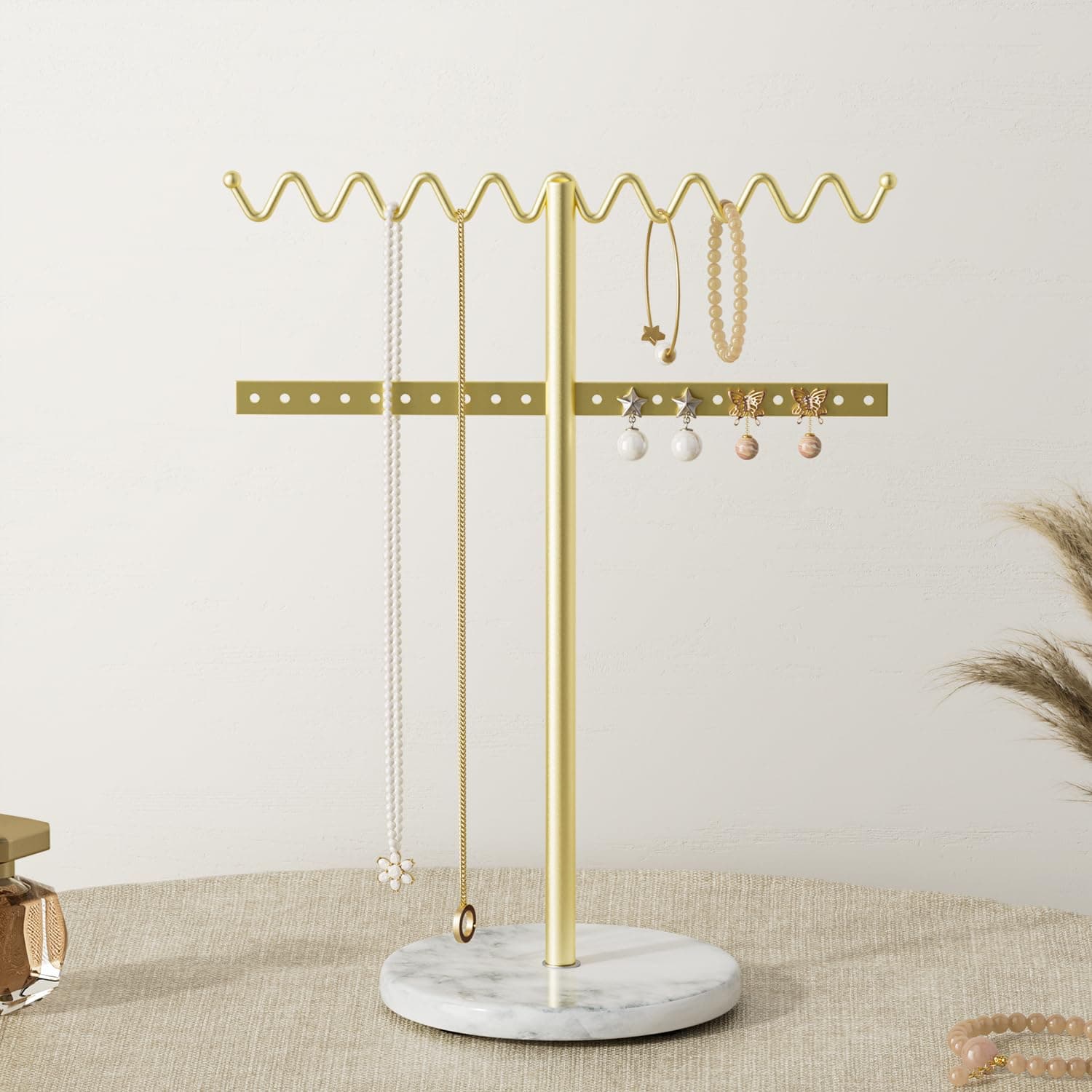 Josmimic Gold Necklace Holder Organizer – Necklace Holder Organizer, Modern Metal Jewellery Tree for Hanging Necklaces and Bracelets – Minimalist Countertop Jewellery Stand, Wave Shape