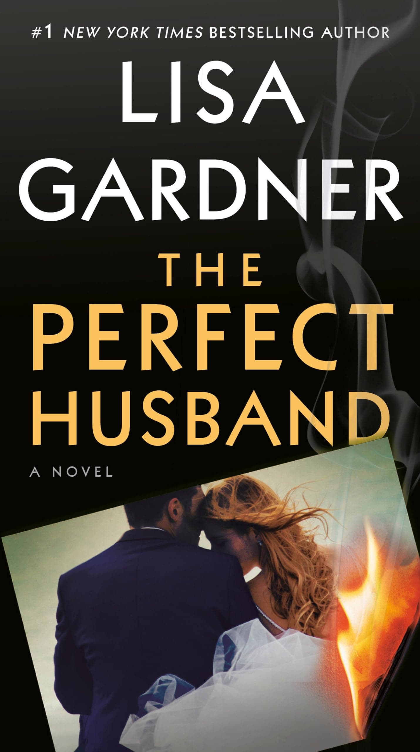 The Perfect Husband: A Novel: 1 (FBI Profiler) Mass Market Paperback – 23 June 2020