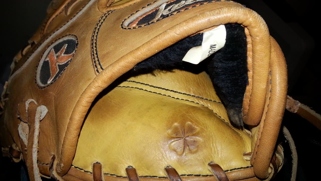 Fits R Right Hand Fastpitch Gloves/Stock Gloves/Elevation Series 1st Base Mitt ES 160 Firstbase