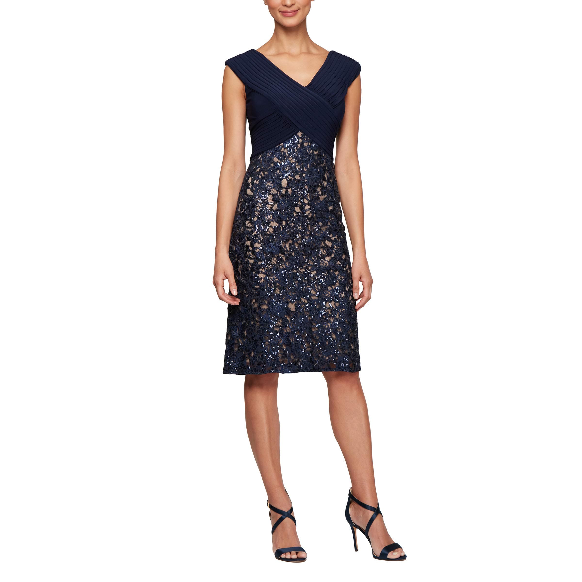 Alex Evenings Women's Short Shift Knee Length V Neck Dress (Petite & Regular)