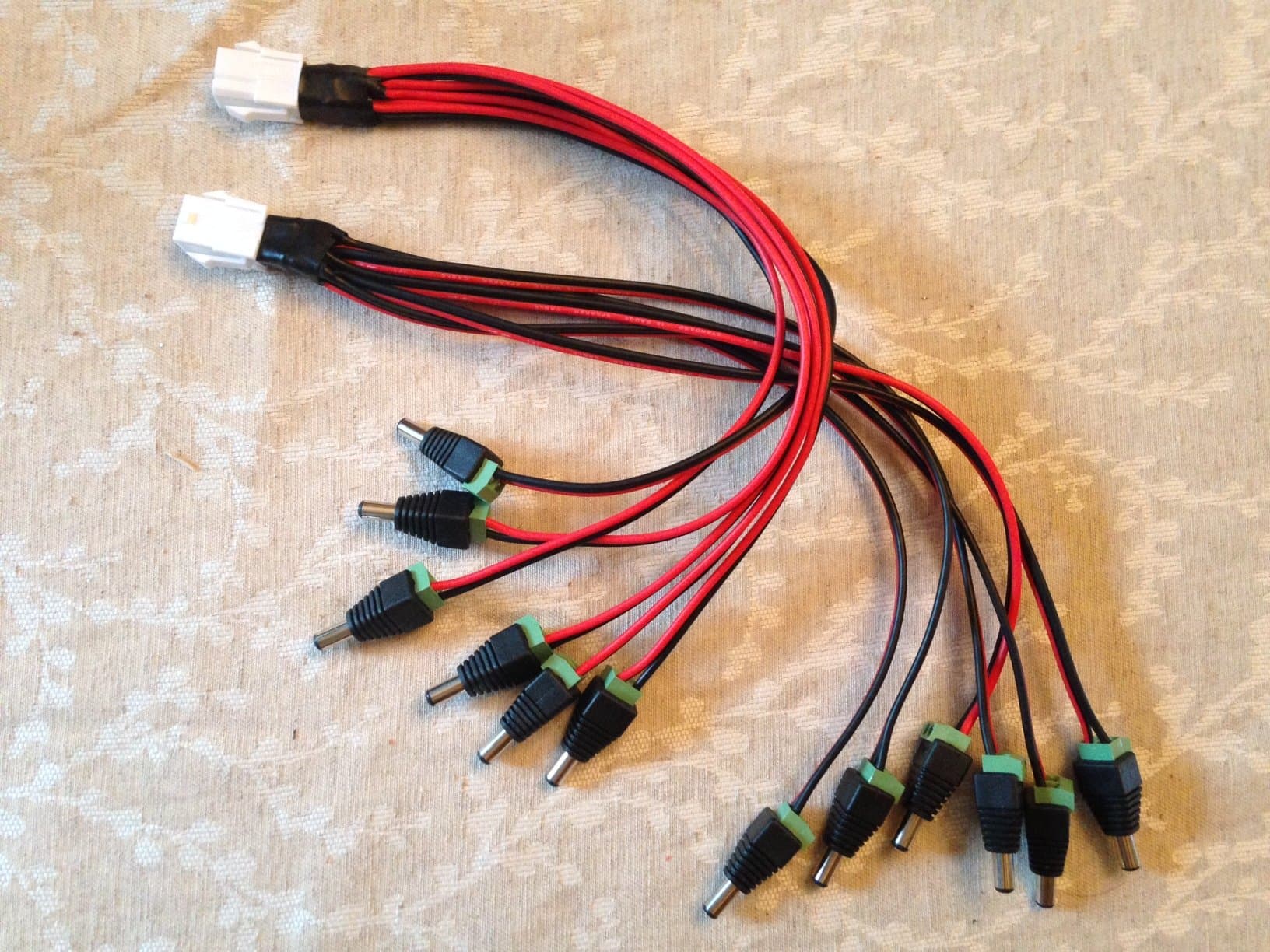 2 Pack - PCI-E 6-Pin to (6) 2.1mm DC Barrel Plug for Gridseed ASIC Miner