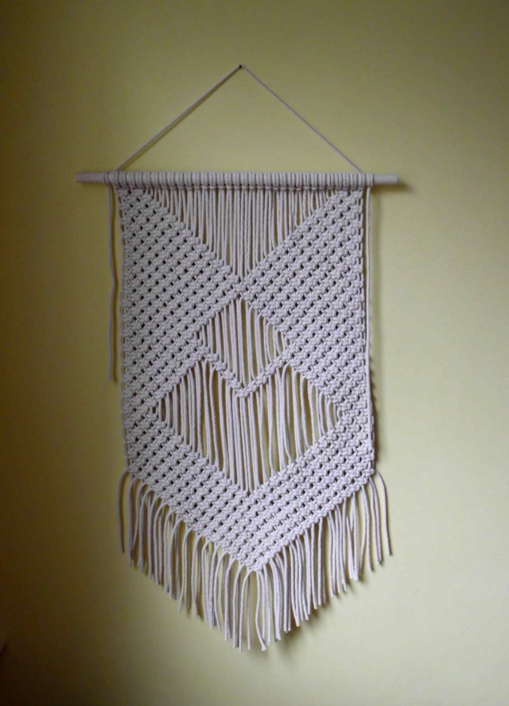 Macrame wall hanging