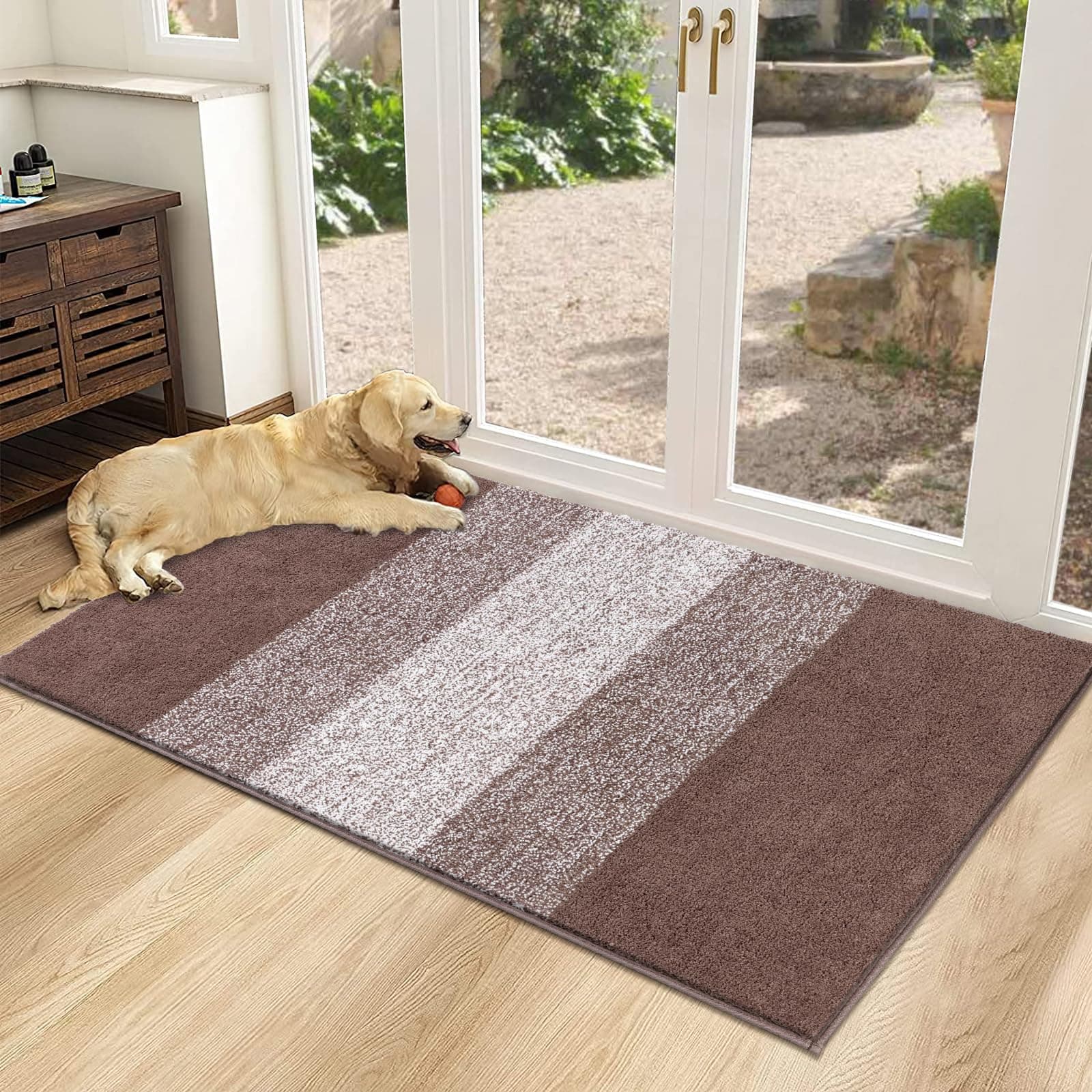 Vaukki Indoor Doormat Entryway Door Rug, Non Slip Absorbent Mud Trapper Mat Inside Floor Mat, Washable Small Door Carpet for Entryway (32''x48'', Coffee)