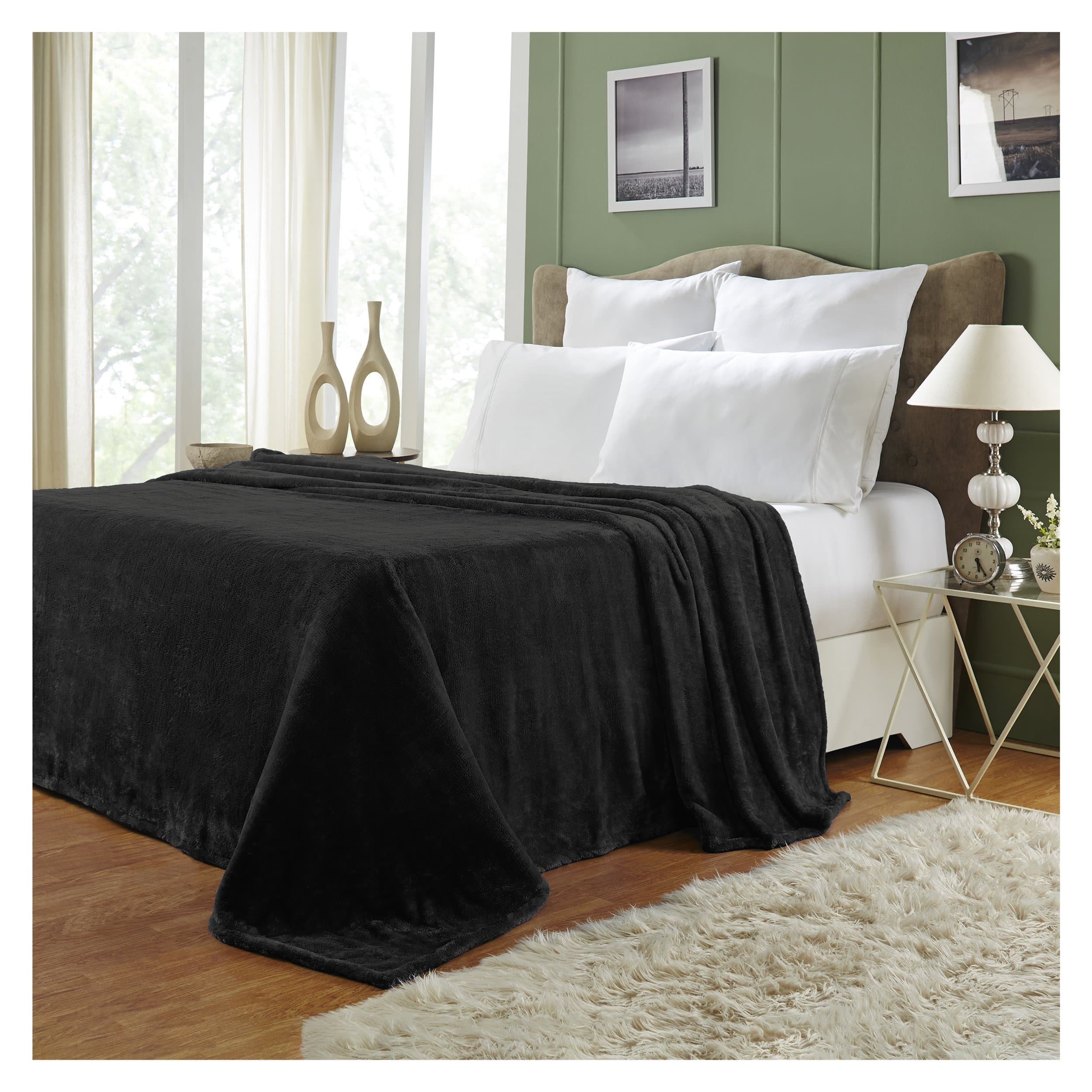 SuperiorQuality All-Season, Plush, Silky Soft, Fleece Blankets and Throws, Black, Full/Queen