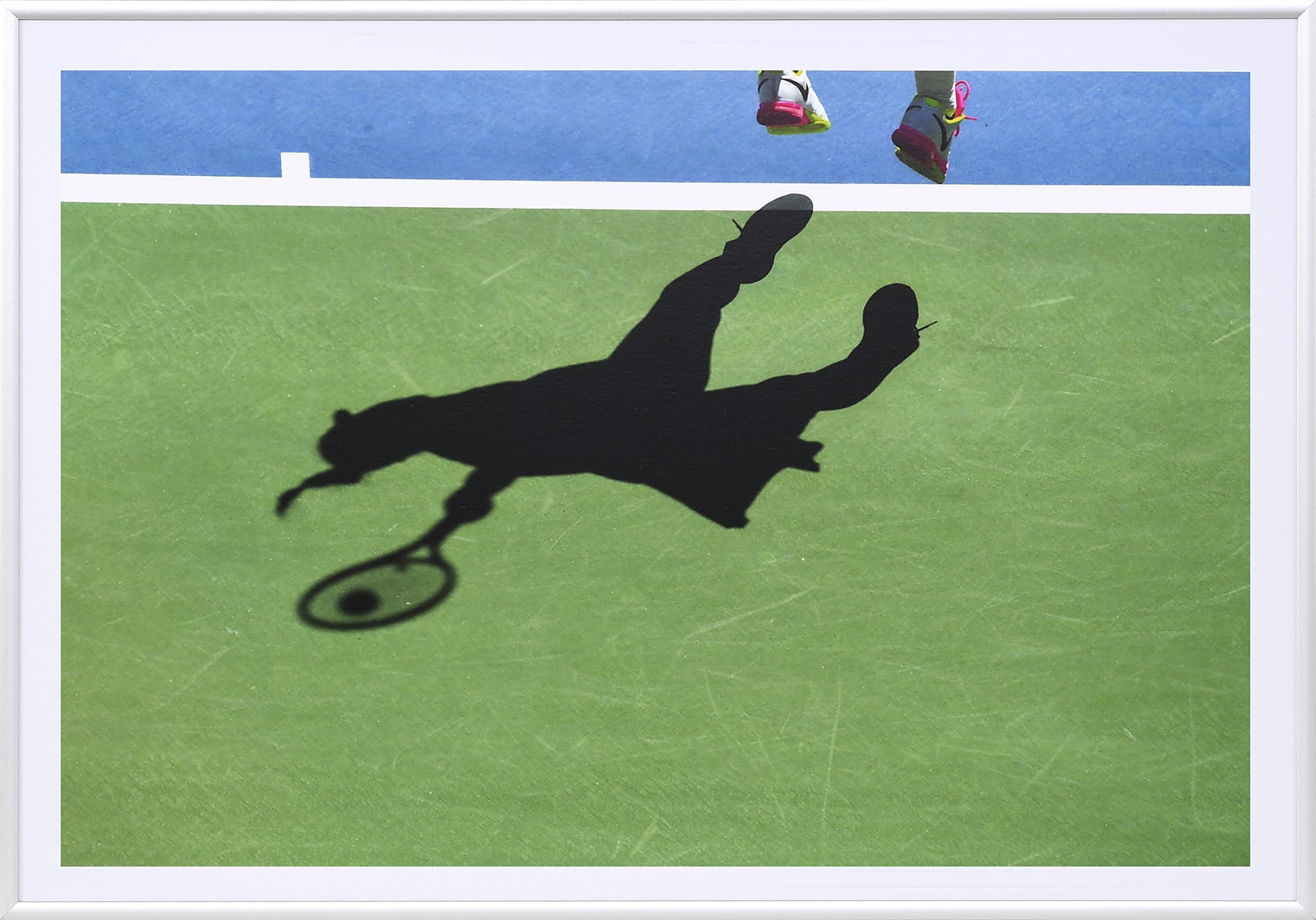 Premium Tennis Gift for Girls: Art Photography in a Luxury Frame (Pink)