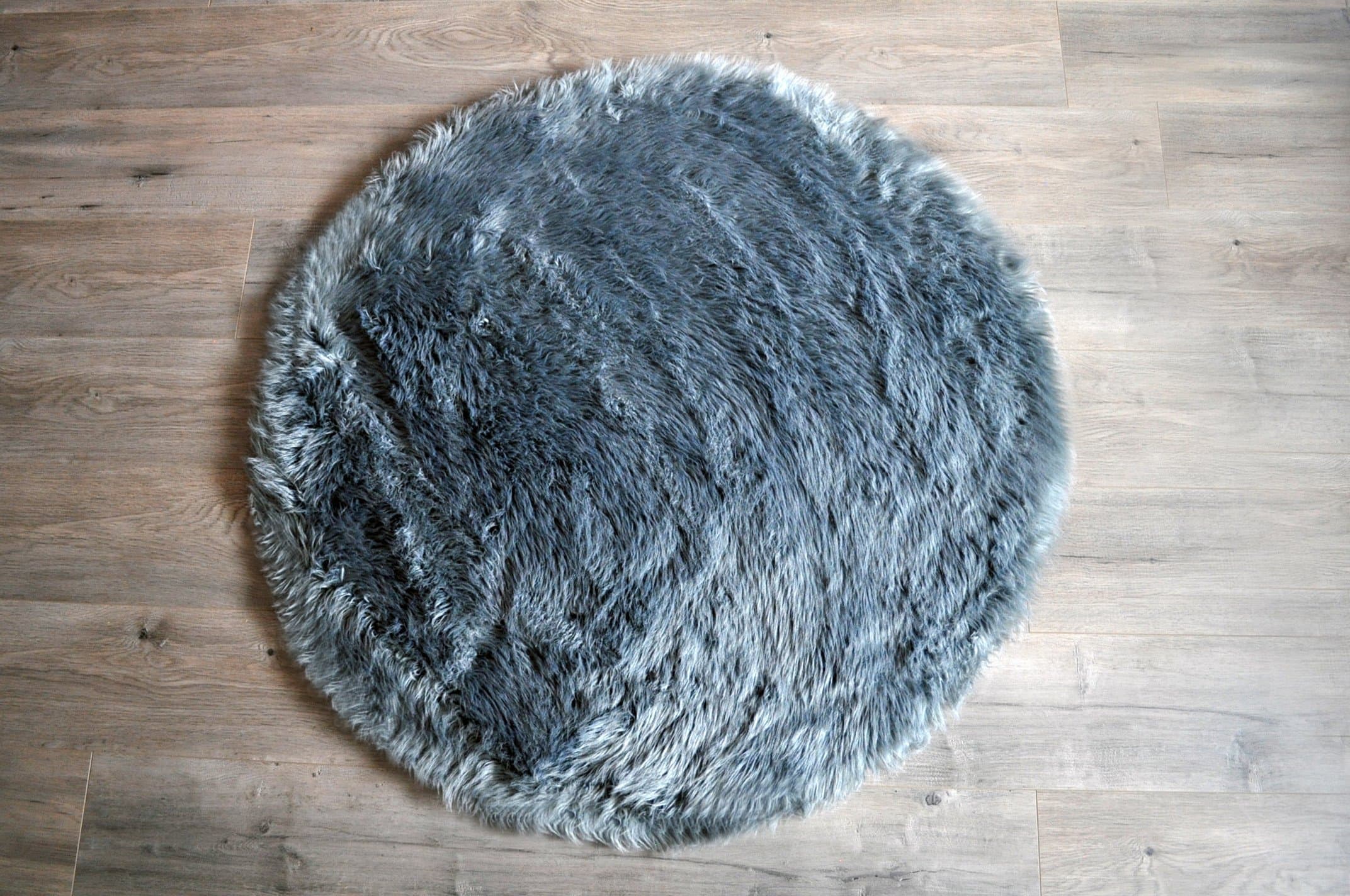 kroma Carpets Super Soft Machine Washable Premium Faux Sheepskin Grey Round Area Rug