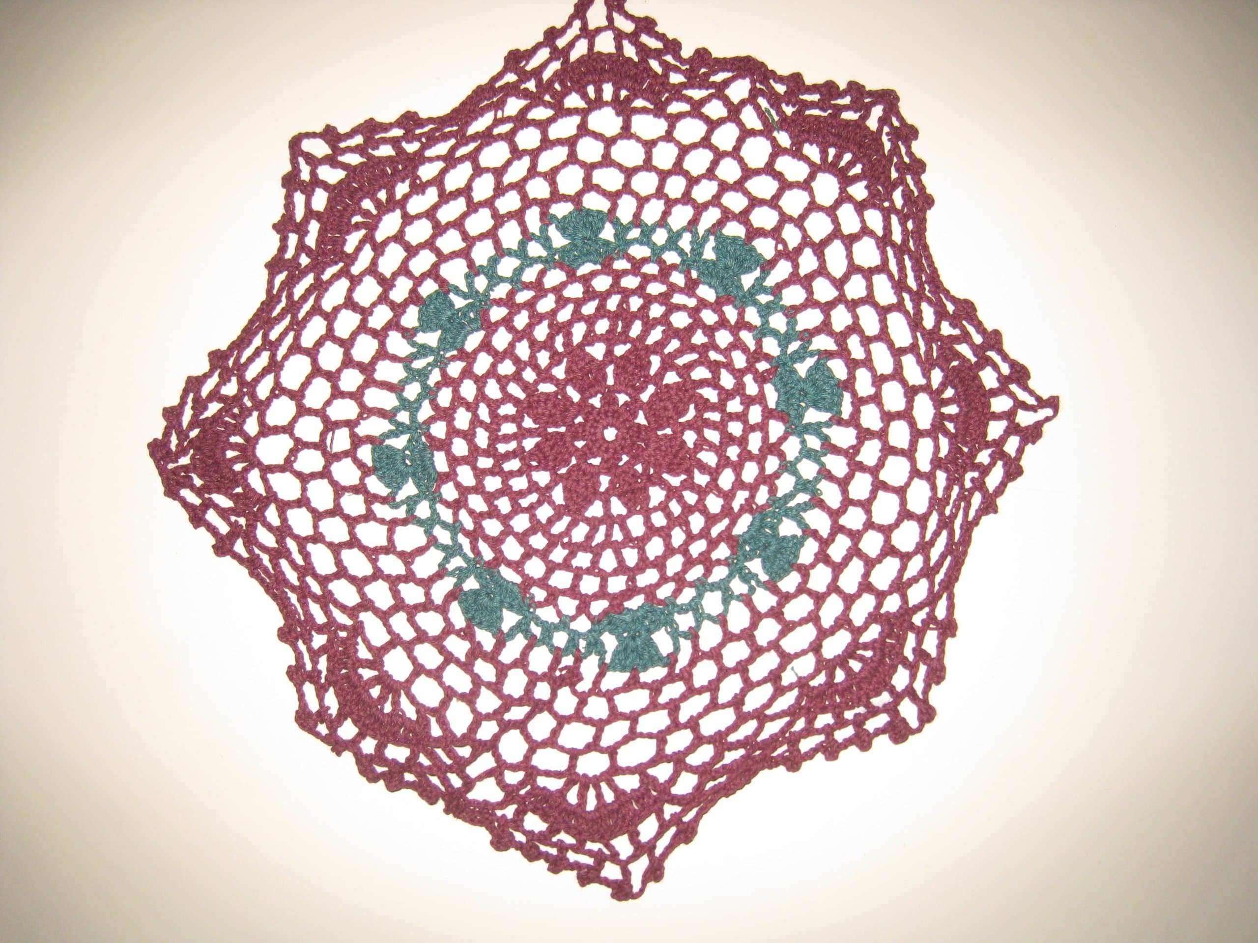 12 Round Burgundy Dolie, Blended with a Green Strip, Set of 4