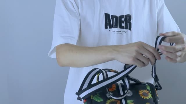 VLM Lunch Box for Women, Insulated Lunch Bag Women with Adjustable Shoulder Strap, Cute Lunch Tote Bag for Work,Picnic,Camping