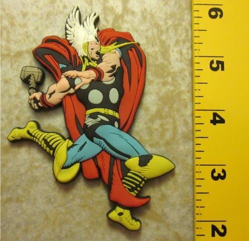 Thor MEGA MEGA MAGNET Marvel Series 1 SS 4 cover