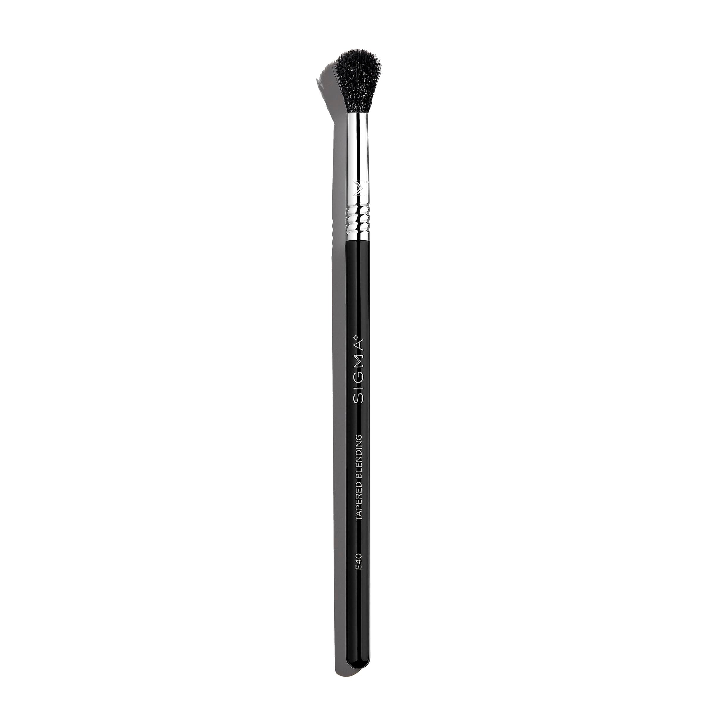 Sigma Beauty Professional E40 Tapered Blending Eye Makeup Brush with SigmaTech fibers Blending eyeshadow Brush