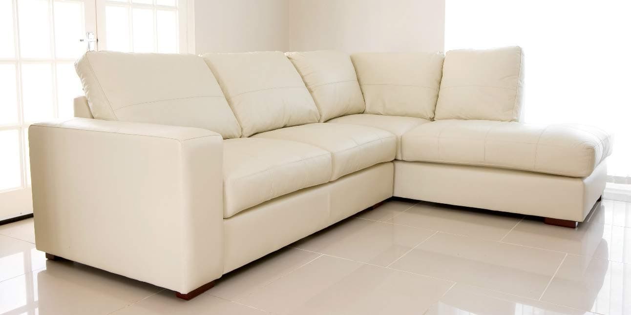 Sofas and More WESTPOINT - CORNER SOFA – FAUX LEATHER – RIGHT HAND SIDE (cream)