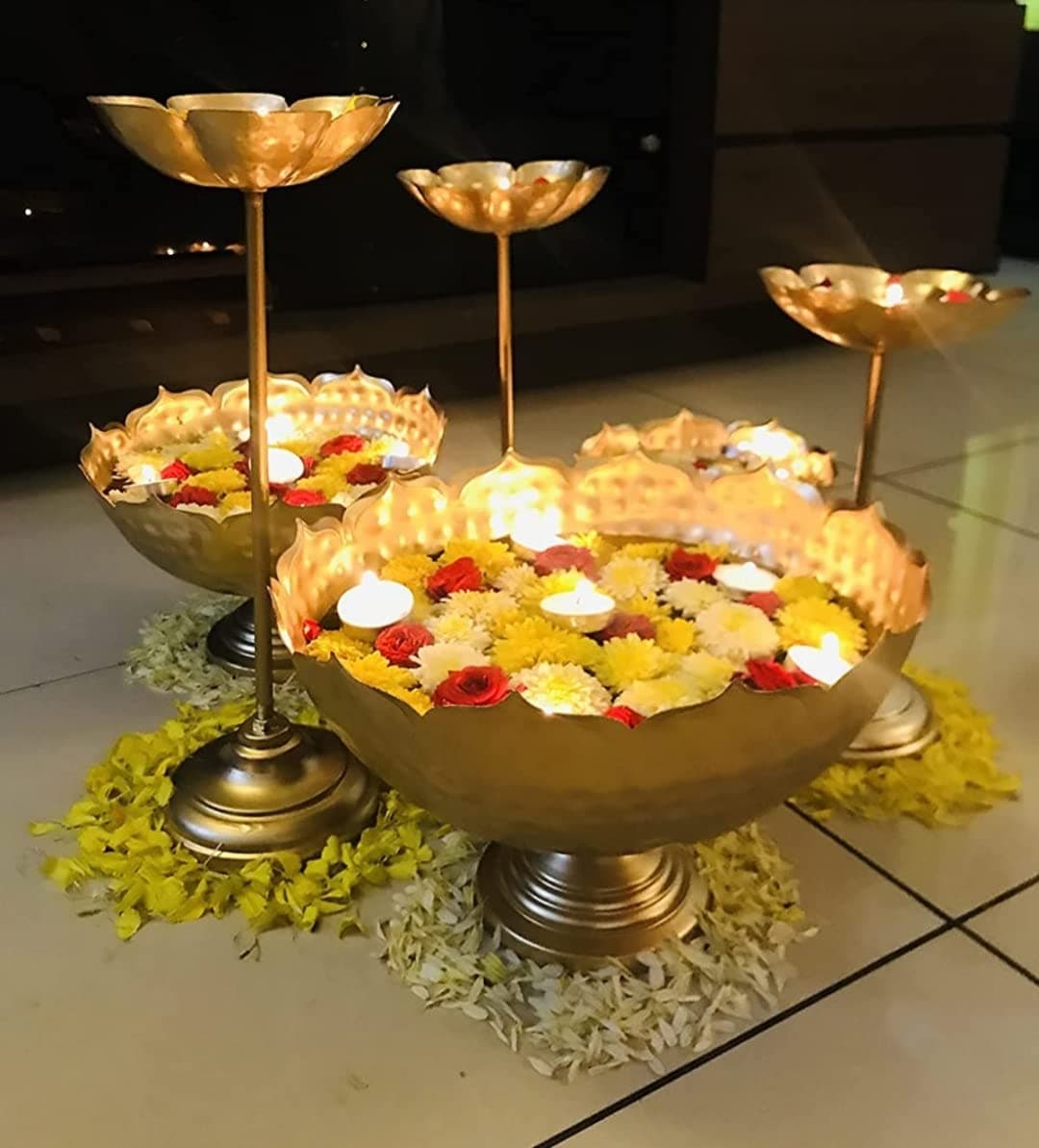 MAXMART Taj urli Bowl Set with 3 Lotus tealight Candle Stand & Floating Diya Festival Diwali Decor