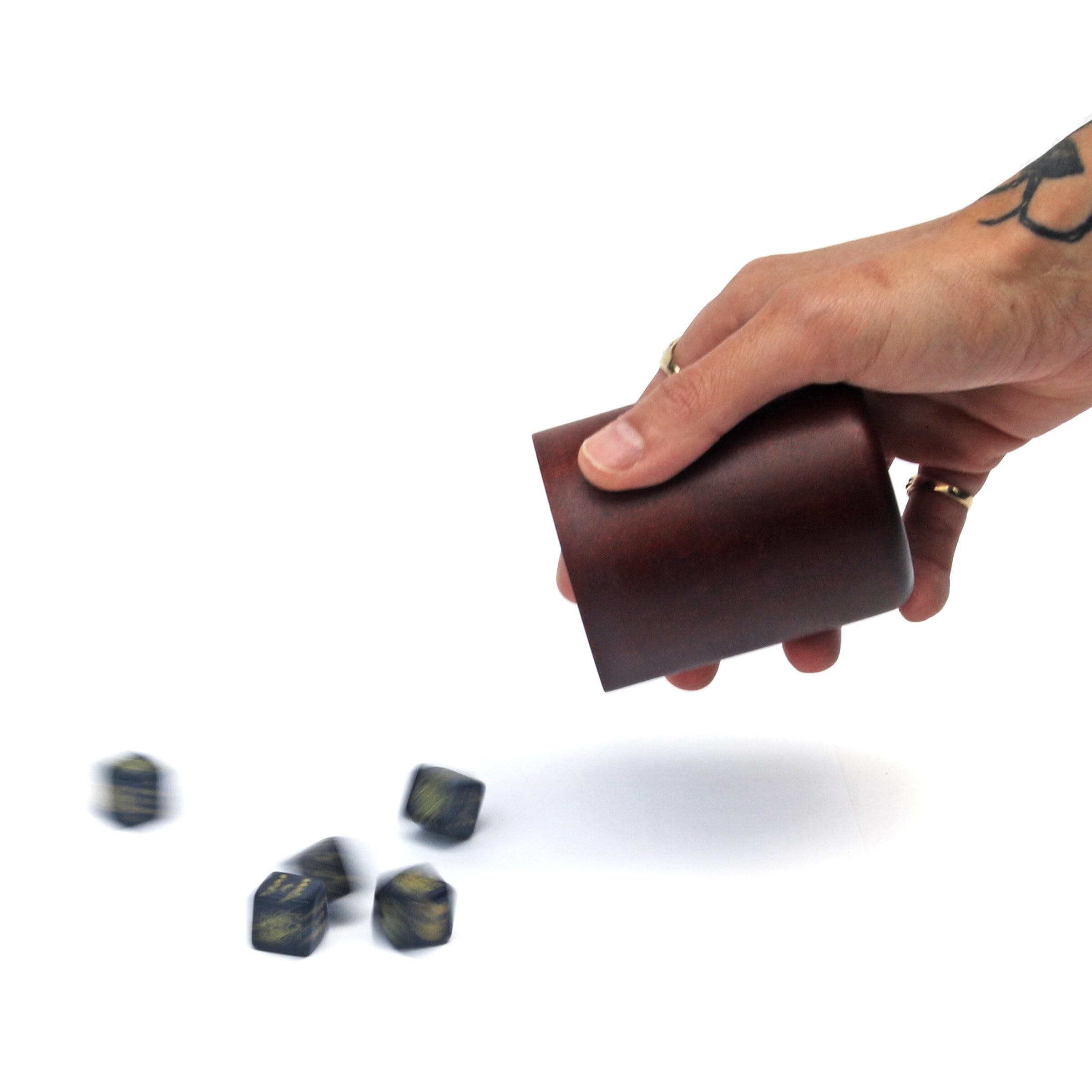 Iron & Glory | 5 Dice Set With Dice Roller | 6 Sided Liars Poker Dice Set | Wooden Dice Storage | Dice Games | Board Game Accessories | Casino Dice Game | 5 Set Of Dice & Dice Cup Shaker | Gaming Dice