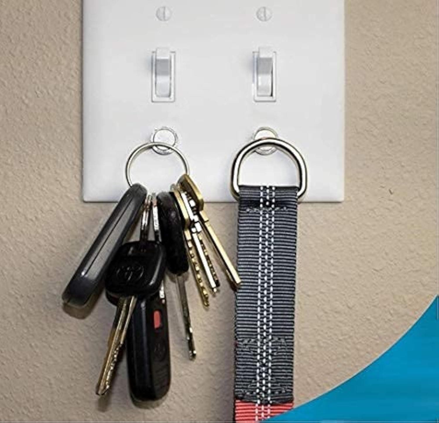 Savvy Home Magnetic Key Rack (2 Pack) | Key Holder for Light Switch | Smart Modern Design for Keychain Rings, Car Keys, Key FOBs | Easy Installation