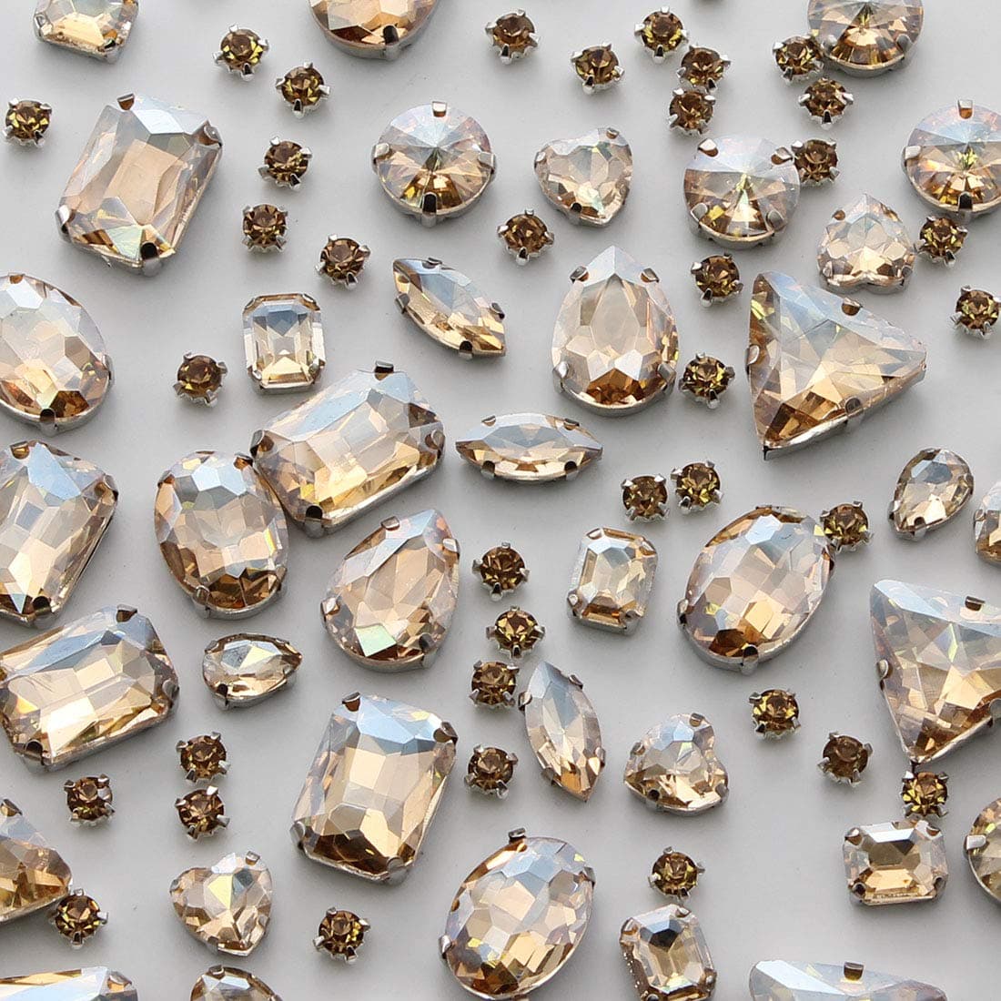 TANOSII ラインストーン 縫い付けられた100個 ミックスシェイプ ガラス ラインストーン クリスタル宝石 メンタルフラットバック シルバークロウ ジュエリー クラフト 衣類 靴 コスチューム 衣服 シャンパン
