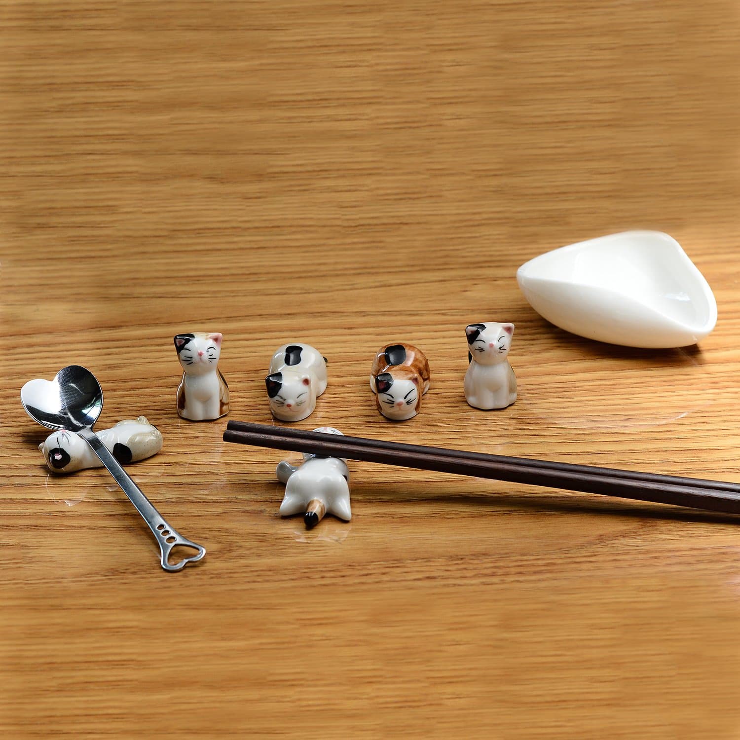 6pcs Chinese Ceramic Cat Pattern Chopstick Rest Spoon Fork Knife Holder