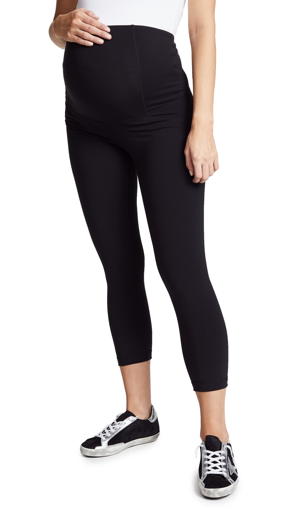 Ingrid & IsabelMaternity Workout Capri | Active Leggings | for Your Pregnancy