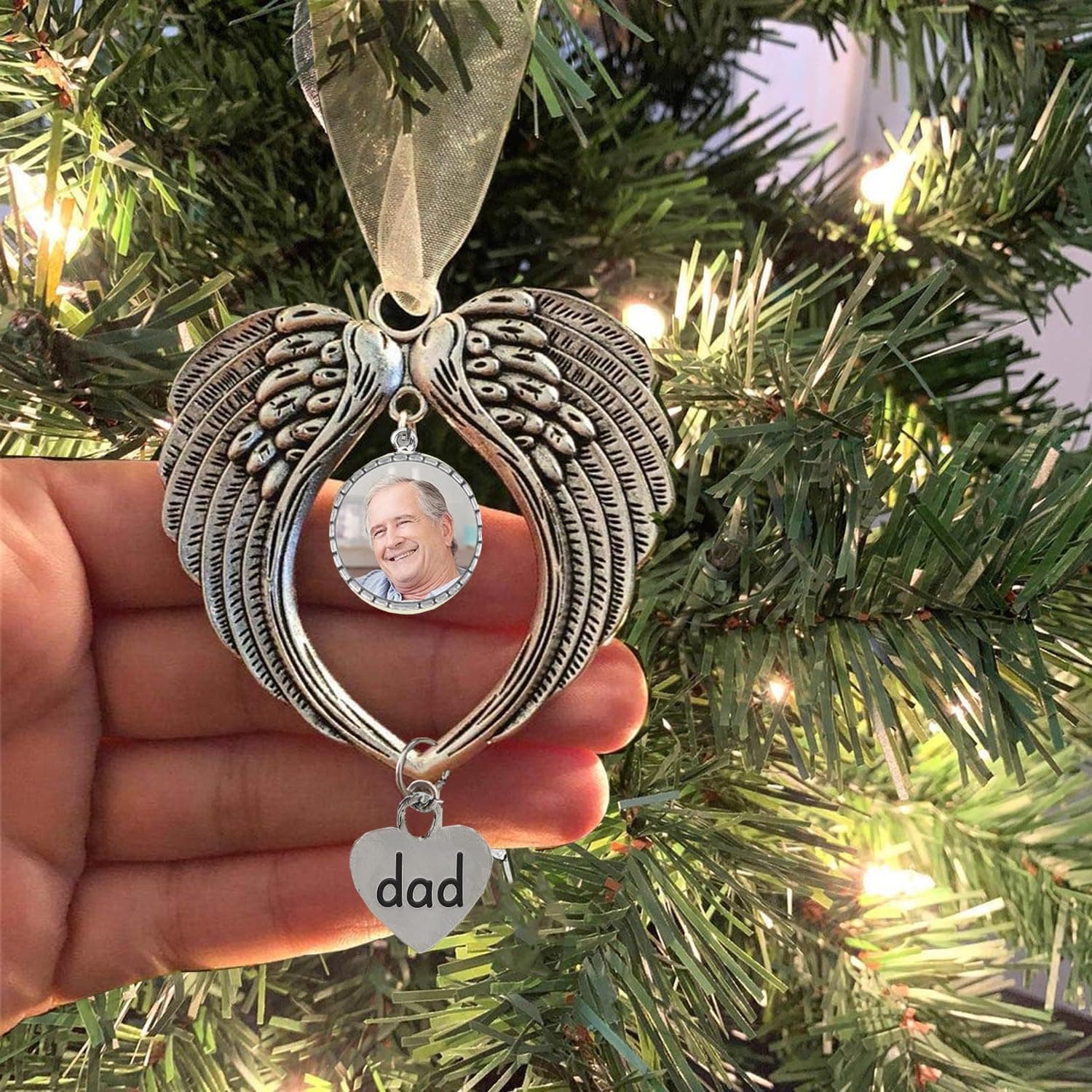 BTORER BTORER Personalized in Memory Photo Ornament, Angel Wing Pendant Heart Shape, Always in My Heart Hanging Memorial Ornament Xmas Tree Hanging Decoration in Heaven Memorial Gift (Dad)