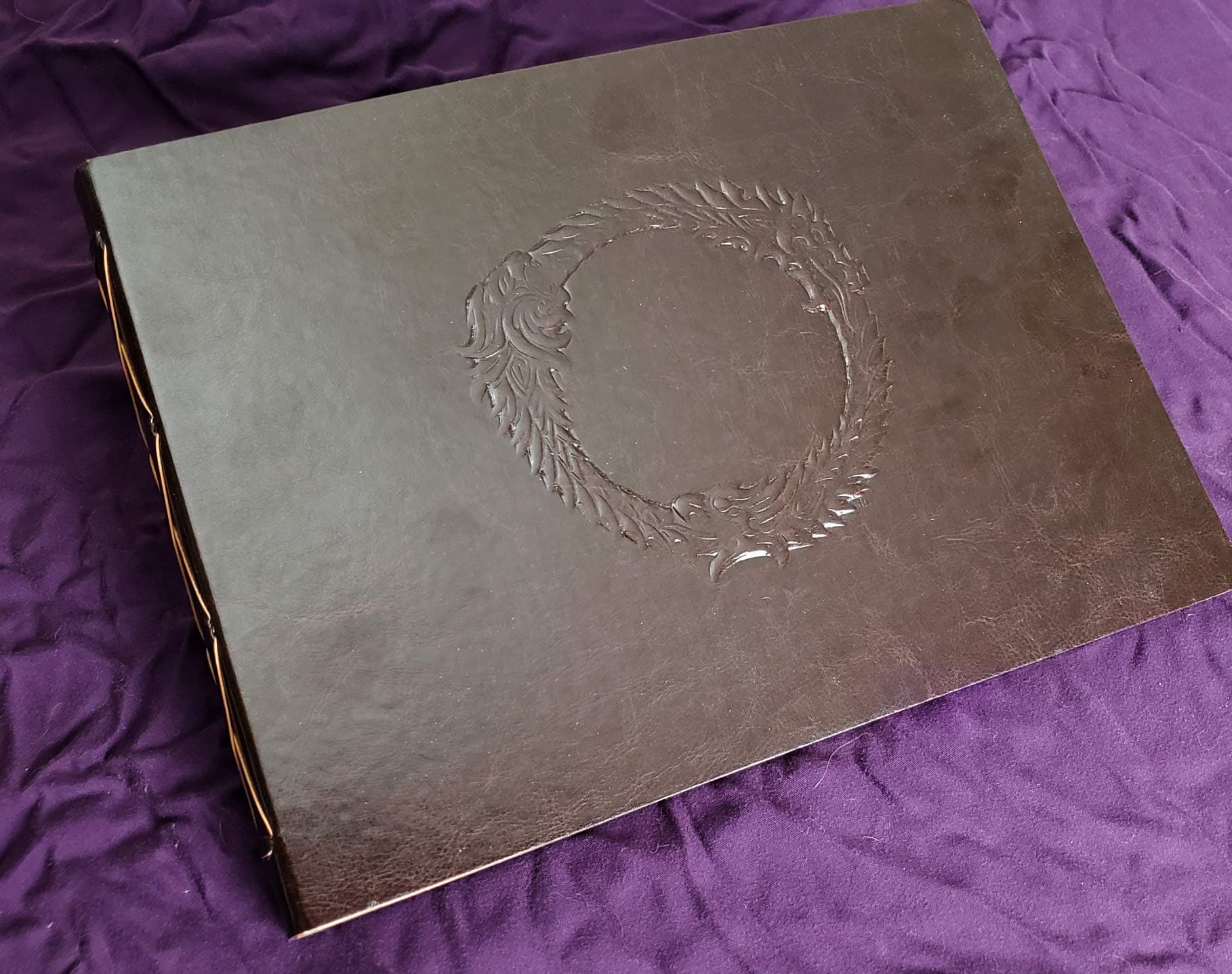 Art Book - Emperor's Guide to Tamriel