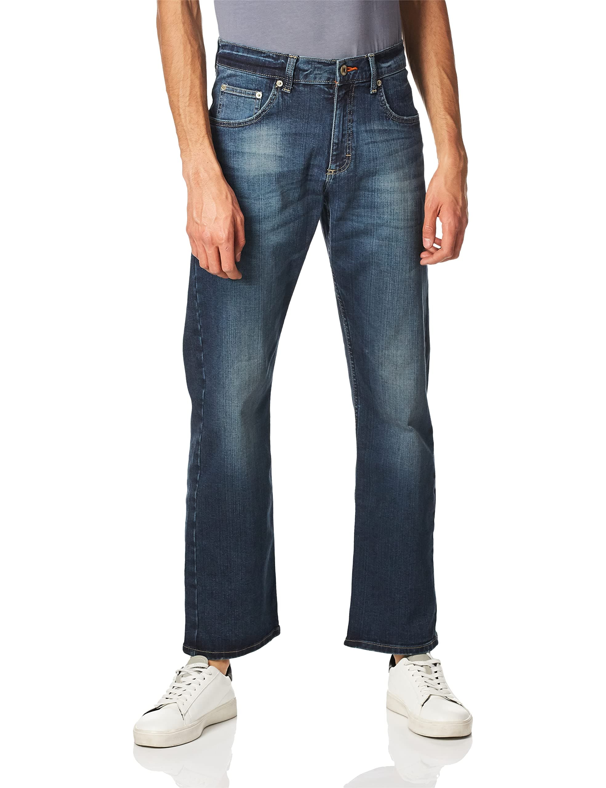 Lee Men's Modern Series Relaxed Fit Bootcut Jean