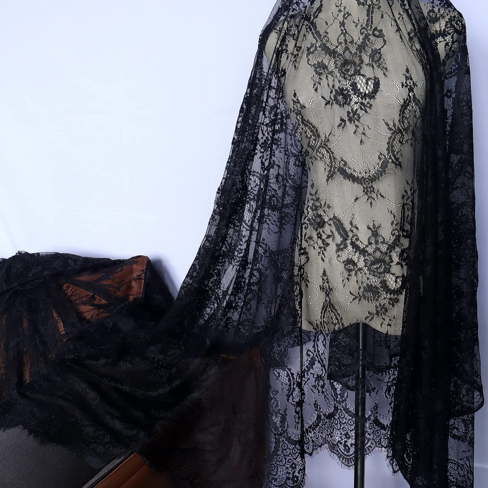 IDONGCAI Elegant Black French Chantilly Lace Fabric by The Yard – 60×120 Inch Soft Eyelash Floral Lace Trim for Bridal Dress, Wedding Decor, DIY Couture & Home Crafting Projects