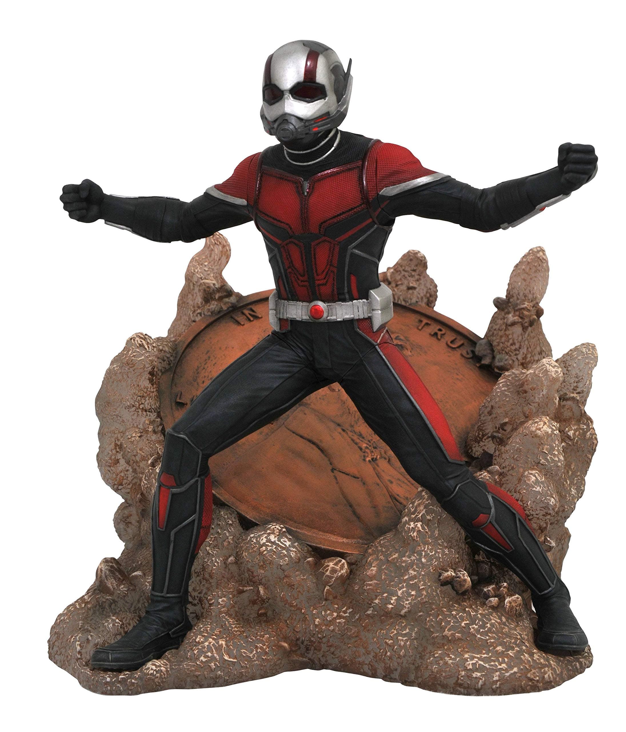 Diamond Select ToysMarvel Gallery: Ant-Man & The Wasp: Ant-Man PVC Diorama Figure, 9"