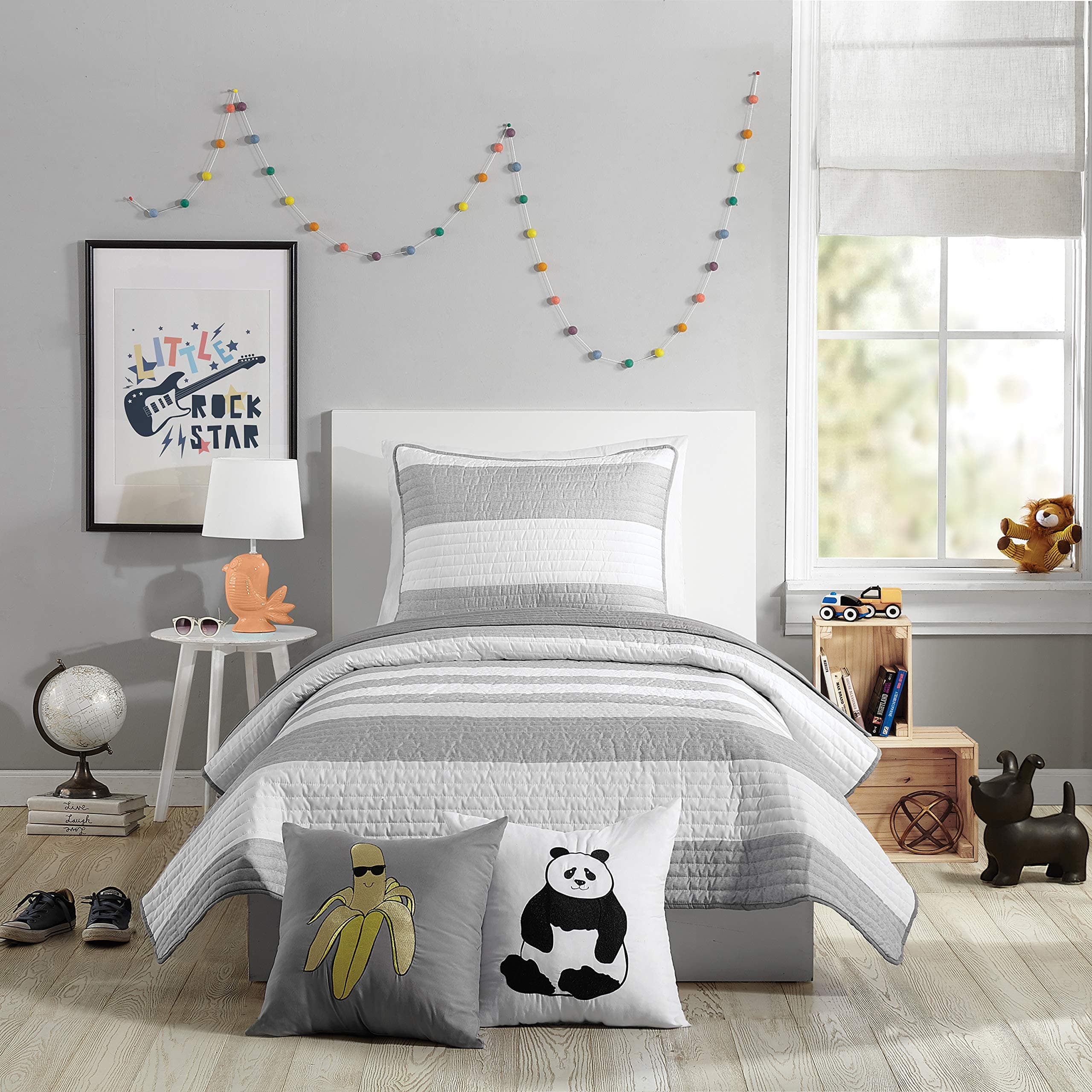 URBAN PLAYGROUND All Seasons Lavelle Gray/White Stripe Quilt Set - 2 Piece Soft Brushed Microfiber Kids Bedding Set for Boys/Girls – Machine Washable (Twin)