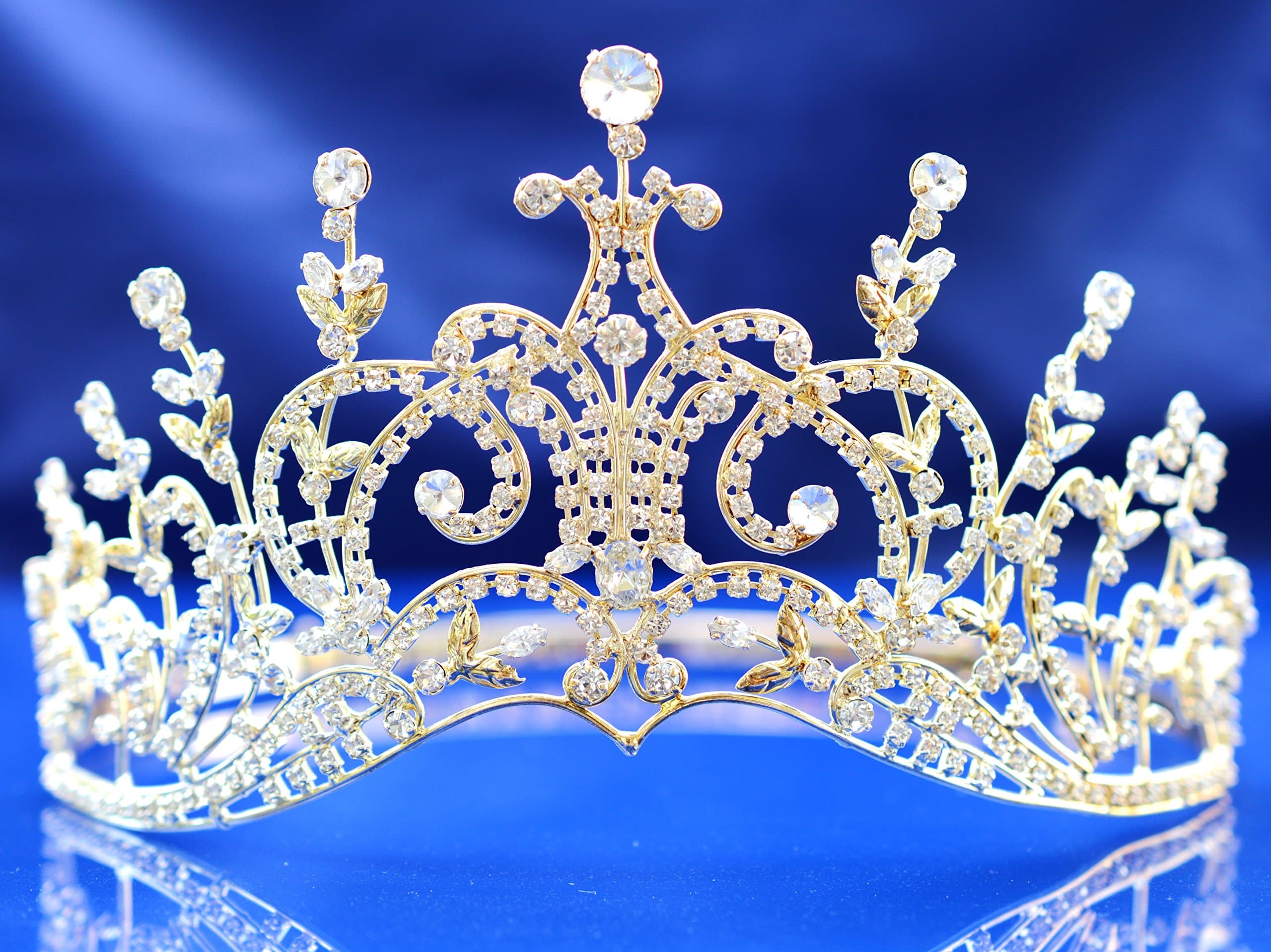 Pageant Bridal Wedding Rhinestone Crystal Tiara Crown - Gold Plated Clear Crystals 5256G